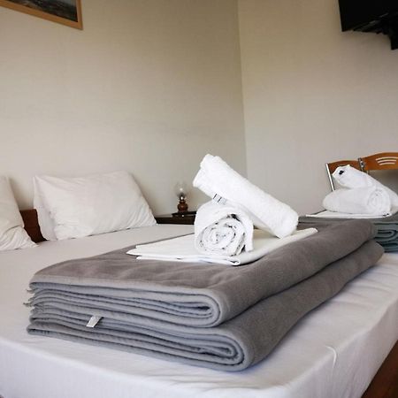 Apartments Plazibat Škrip Eksteriør bilde