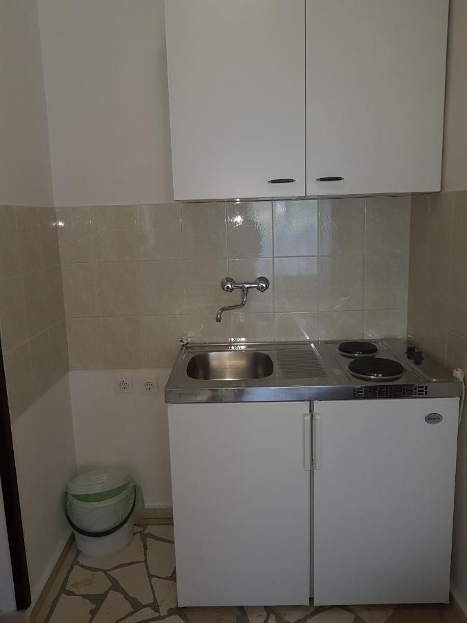 Apartments Plazibat Škrip Eksteriør bilde